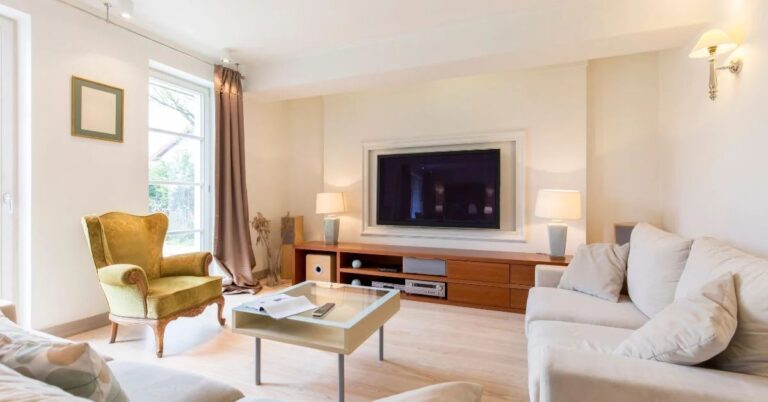 Small Living Room Ideas With TV